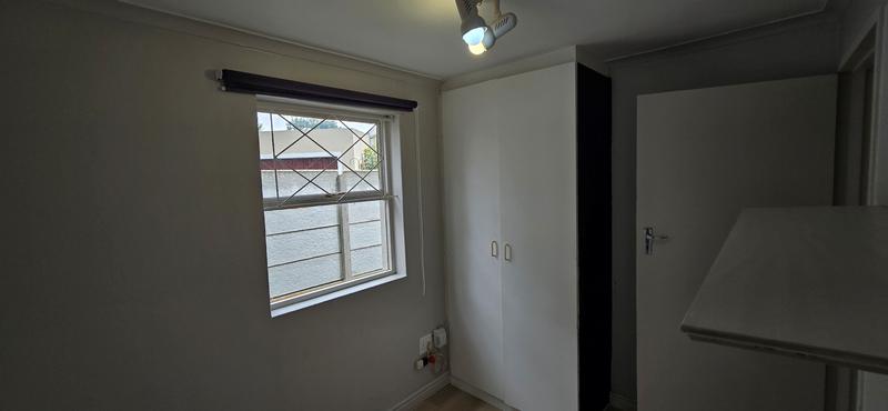 To Let 4 Bedroom Property for Rent in Durbanville Western Cape